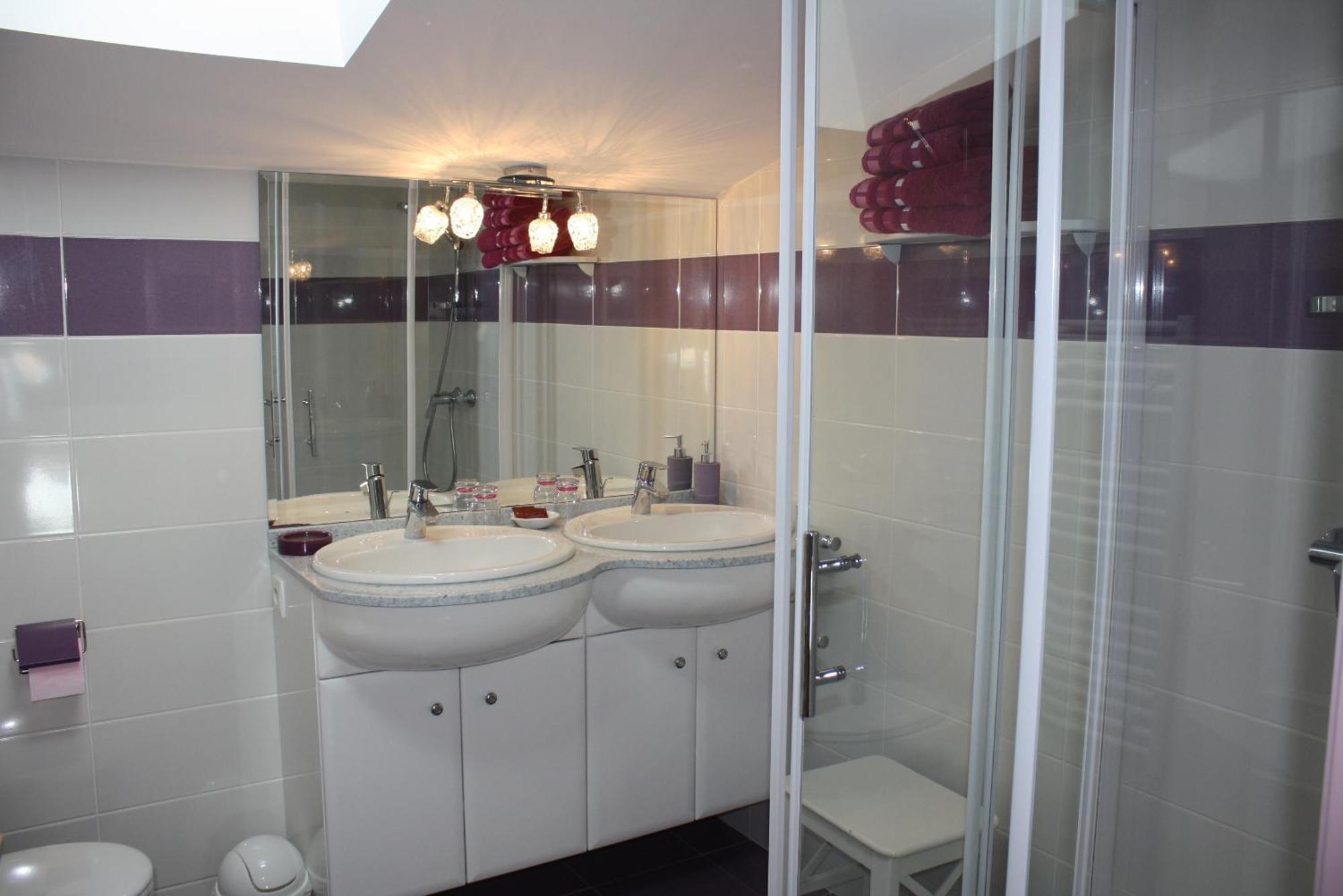 Le Clos Du Jubin Tarare Room photo